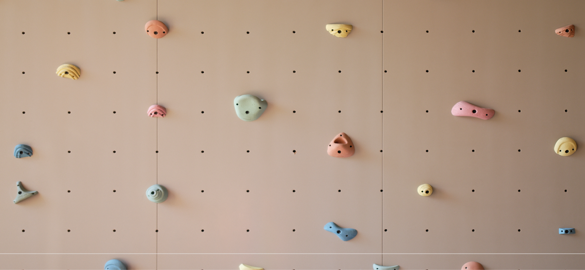 Pared de escalar infantil