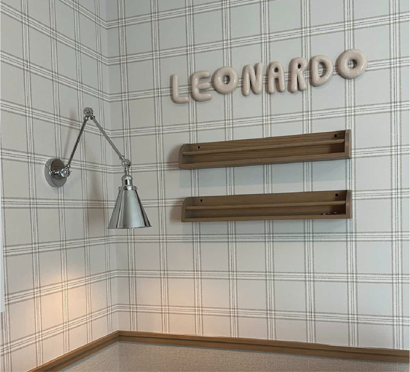 Doodle Alphabet en una habitación infantil